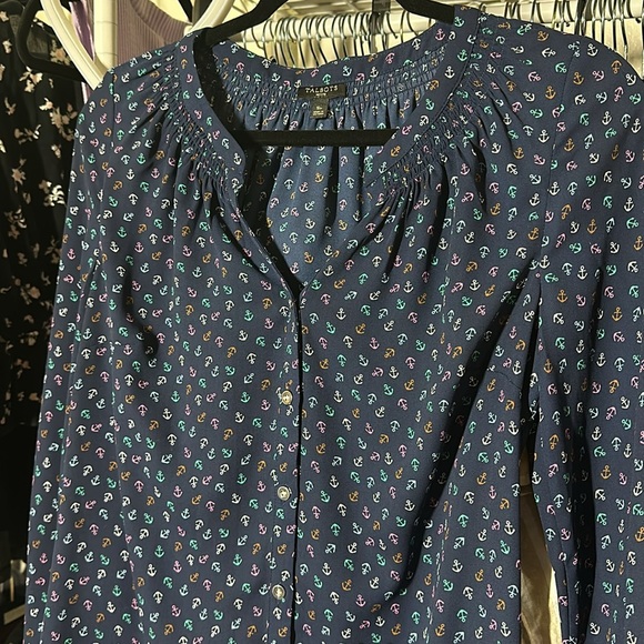 TALBOTS Tossed anchors top - Picture 4 of 7